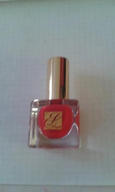Vernis Estée Lauder, Estée Lauder