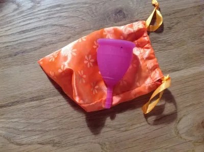 Cup, Lunette