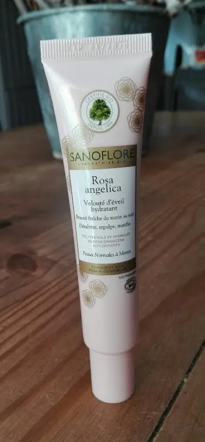 Velouté d'éveil hydratant peaux mixtes, Sanoflore