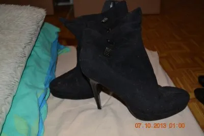 bottines, Inconnue