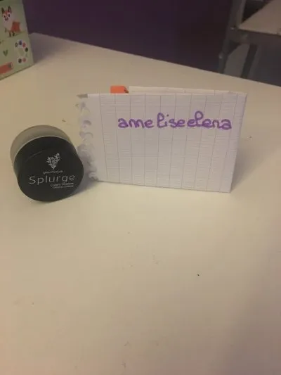 Ombre à paupières gris younique, Younique