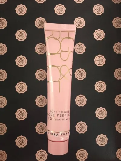 Soft focus pore perfect, Figs & Rouge