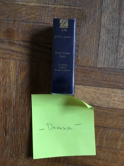Rouge à lèvre, Estée Lauder
