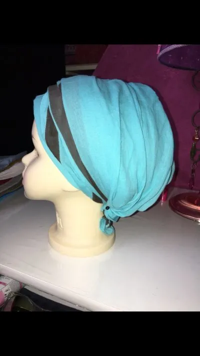Foulard paréo, Inconnue