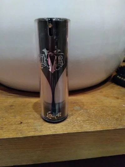 Lock it light cool 44, Kat Von D