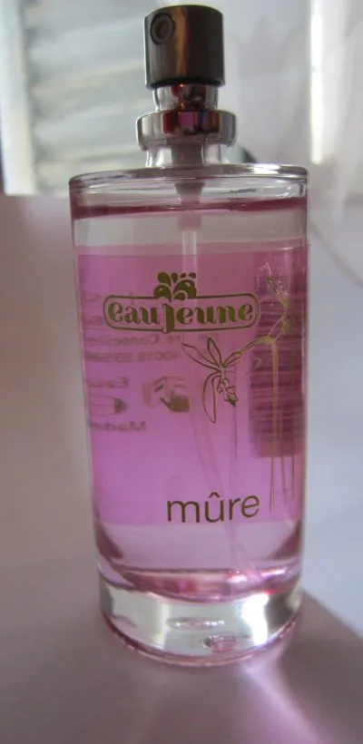 Parfum Mûre, Eau Jeune