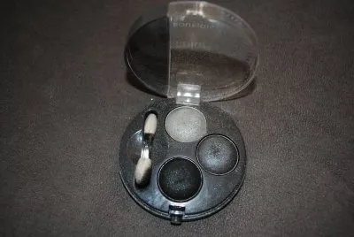 Trio d'ombres à paupières pour un smoky eyes, Bourjois