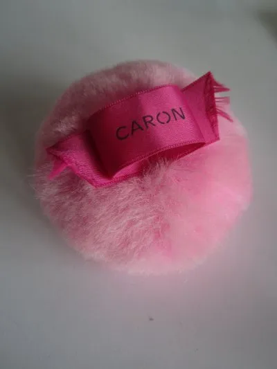 poudrier, Caron