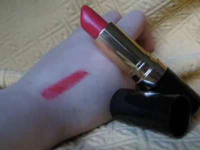 SUPER LUSTROUS, Revlon