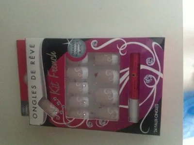 Faux ongle, Kit french