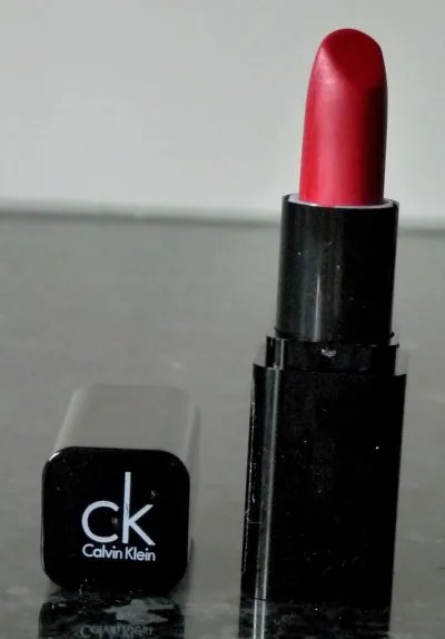 Rouge à lèvres "Ruby Red" Calvin Klein, Calvin Klein