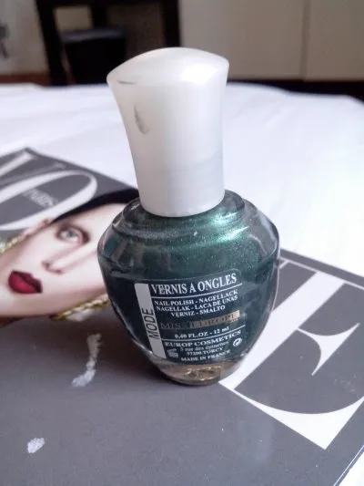 Venir vert sapin pailleté, Europ Cosmetics