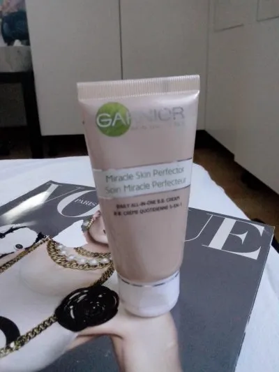 BB crème Garnier, Garnier