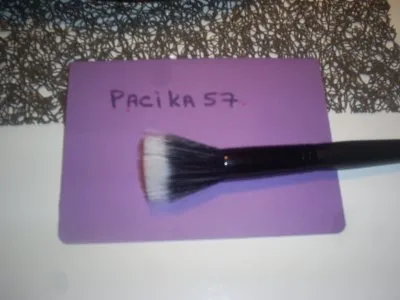 pinceau visage, Elf