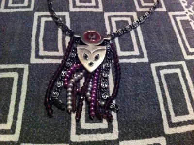 collier, Inconnue