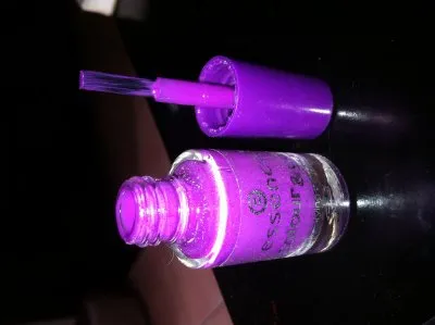 Vernis essence, Essence