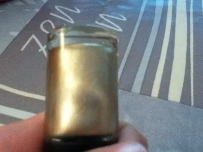 Bold gold 70, Maybelline